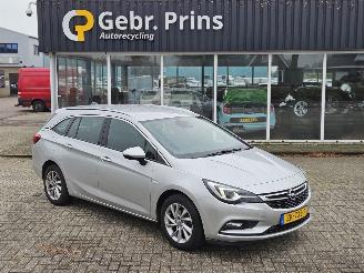 Schadeauto Opel Astra SPORTS TOURER+ 1.0 Turbo 12V Combi/o  Benzine 999cc 77kW (105pk) FWD 1999/6
