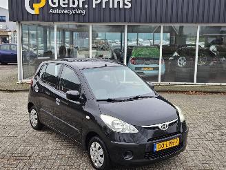 Schadeauto Hyundai I-10 1.1i 12V Hatchback  Benzine 1.086cc 49kW (67pk) FWD 2010/6