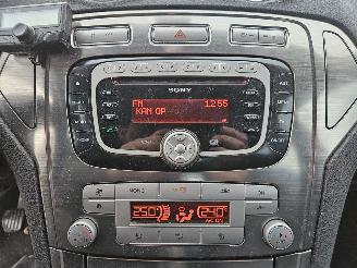 Ford Mondeo 1.6 Ti 16V Combi/o  Benzine 1.596cc 92kW (125pk) FWD picture 13