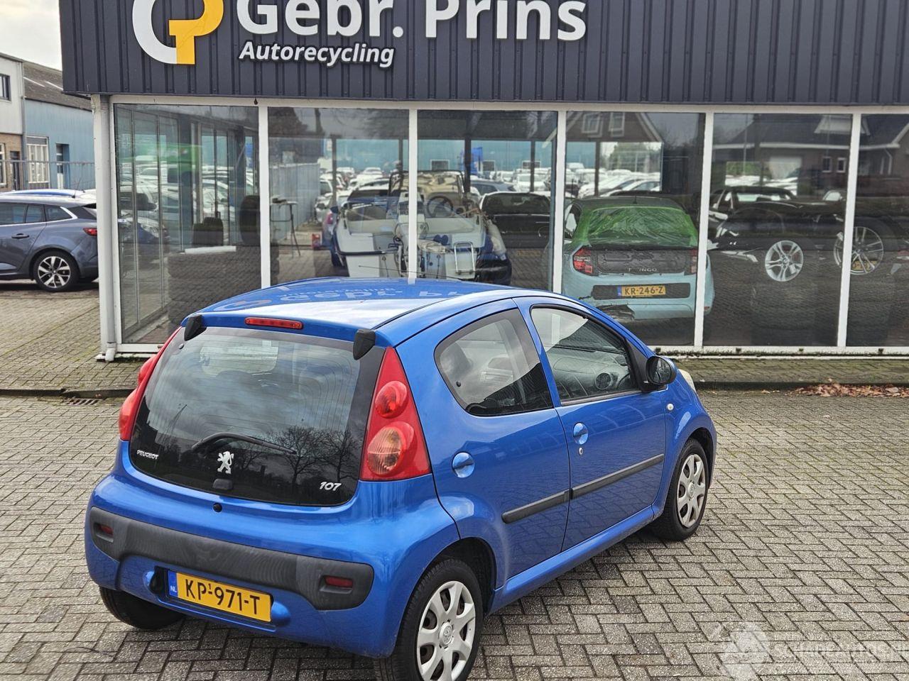 Peugeot 107 1.0 12V Hatchback Benzine 998cc 50kW (68pk) FWD