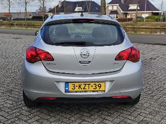 Opel Astra 1.7 CDTi 16V 110 Hatchback 4Dr Diesel 1.686cc 81kW (110pk) FWD picture 5