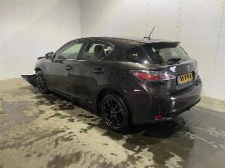 skadebil auto Lexus Ct 200H 1.8 16V Hatchback  Elektrisch Benzine 1.798cc 73kW (99pk) FWD 2012/3