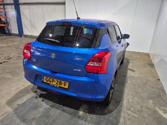 skadebil auto Suzuki Swift 1.2 Dual Jet 16V Smart Hybrid Hatchback 4Dr Elektrisch Benzine 1.242cc 61kW (83pk) FWD 2021/9