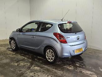 skadebil auto Hyundai I-20 ROLSTOEL/AANGEPAST 1.4i 16V Hatchback  Benzine 1.396cc 74kW (101pk) FWD 2012/1