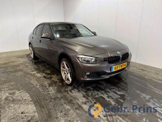 Uttjänta bilar auto BMW 3-serie 3 serie (F30), Sedan, 2011 / 2018 320i 2.0 16V 2012/4
