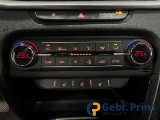 Kia Cee d Ceed Sportswagon (CDF), Combi 5-drs, 2018 1.0i T-GDi 12V picture 14