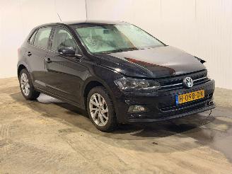 Volkswagen Polo 1.0 TSI 12V Hatchback 4Dr Benzine 999cc 70kW (95pk) FWD picture 3