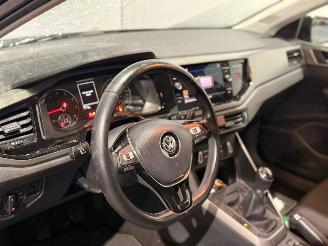 Volkswagen Polo 1.0 TSI 12V Hatchback 4Dr Benzine 999cc 70kW (95pk) FWD picture 21