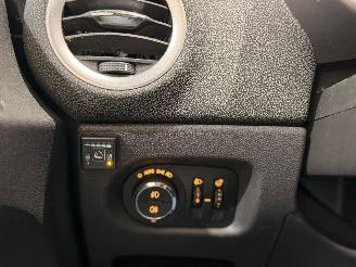 Opel Corsa 1.2 16V LPG Hatchback   1.229cc 63kW (86pk) FWD picture 21