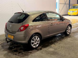 skadebil auto Opel Corsa 1.2 16V LPG Hatchback   1.229cc 63kW (86pk) FWD 2012/4