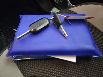 Fiat Punto 0.9 TwinAir Hatchback  Benzine 875cc 63kW (86pk) FWD picture 12