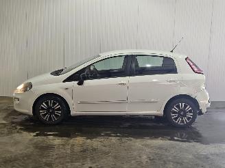 Fiat Punto 0.9 TwinAir Hatchback  Benzine 875cc 63kW (86pk) FWD picture 6