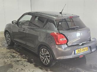 Suzuki Swift 1.2 Dual Jet 16V Smart Hybrid Hatchback 4Dr Elektrisch Benzine 1.242cc 61kW (83pk) FWD picture 3