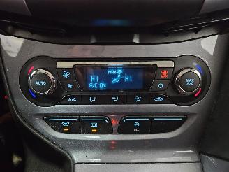 Ford Focus 1.6 TDCi ECOnetic Combi/o  Diesel 1.560cc 77kW (105pk) picture 14