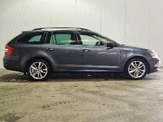 Skoda Octavia 2.0 TDI AUT GreenTec 16V Combi/o 4Dr Diesel 1.968cc 110kW (150pk) picture 2