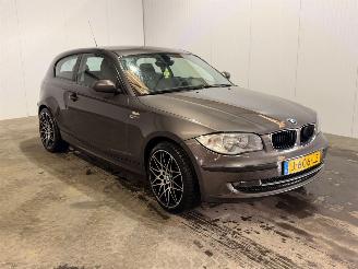 skadebil auto BMW 1-serie 116i 1.6 16V Hatchback 2Dr Benzine 1.597cc 90kW (122pk) RWD 2008/8