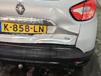 Renault Captur 1.2 AUT TCE 16V EDC SUV  Benzine 1.197cc 88kW (120pk) FWD picture 10