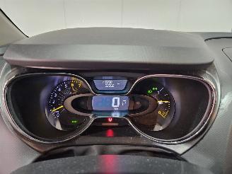 Renault Captur 1.2 AUT TCE 16V EDC SUV  Benzine 1.197cc 88kW (120pk) FWD picture 16