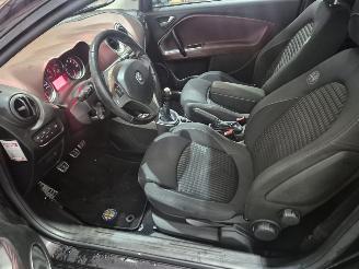 Alfa Romeo MiTo 1.4 TB 16V Hatchback  Benzine 1.368cc 114kW (155pk) FWD picture 6