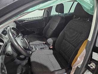 Volkswagen Golf 1.6 TDI BlueMotion 16V Combi/o  Diesel 1.598cc 81kW (110pk) FWD picture 12