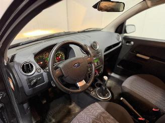 Ford Fusion 1.4 16V Combi/o  Benzine 1.388cc 58kW (79pk) FWD picture 11