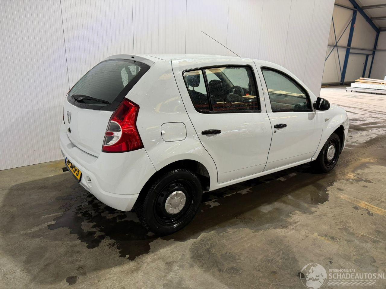 Dacia Sandero 1.2 16V Hatchback  Benzine 1.149cc 55kW (75pk) FWD