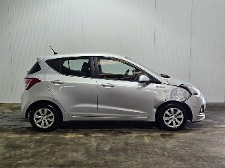 Hyundai I-10 1.0 12V Hatchback  Benzine 998cc 49kW (67pk) FWD picture 2