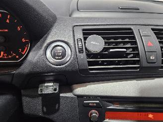 BMW 1-serie 116i 2.0 16V Hatchback 2Dr Benzine 1.995cc 90kW (122pk) RWD picture 13