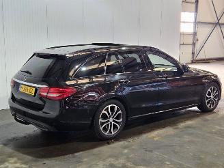 Vaurioauto  passenger cars Mercedes C-klasse C-klasse Estate - prestige 100KW 136PK 2143cc 2016/10
