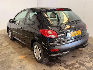 Auto incidentate Peugeot 206+ 1.4 XS Hatchback  Benzine 1.360cc 55kW (75pk) FWD 2009/7
