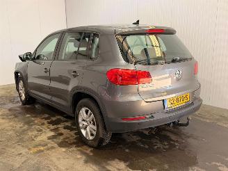 Coche accidentado Volkswagen Tiguan 1.4 TSI 16V SUV  Benzine 1,390cc 90kW (122pk) FWD 2014/2