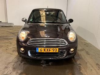 Mini Mini 1.6 16V One Hatchback  Benzine 1.598cc 55kW (75pk) FWD picture 2