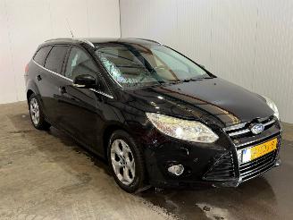 skadebil auto Ford Focus 1.0 Ti-VCT EcoBoost 12V 125 Combi/o  Benzine 998cc 92kW (125pk) FWD 2012/10