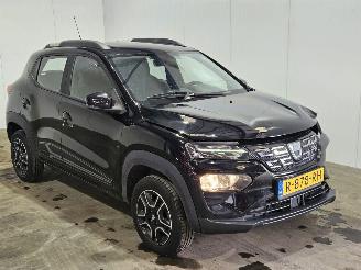 damaged passenger cars Dacia Spring 45 Hatchback  Elektrisch  33kW (45pk) RWD 2022/11