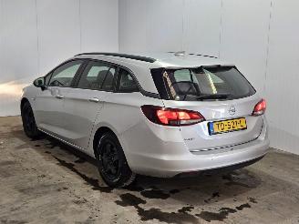 Schadeauto Opel Astra SPORTS TOURER 1.6 CDTI 110 16V Combi/o  Diesel 1.598cc 81kW (110pk) FWD 2018/7