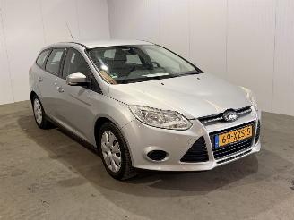 Coche accidentado Ford Focus 1.6 EcoBoost 2012/9