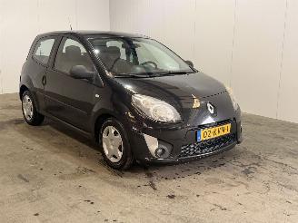 Vaurioauto  passenger cars Renault Twingo 1.2 - 16V Authentique 2010/2