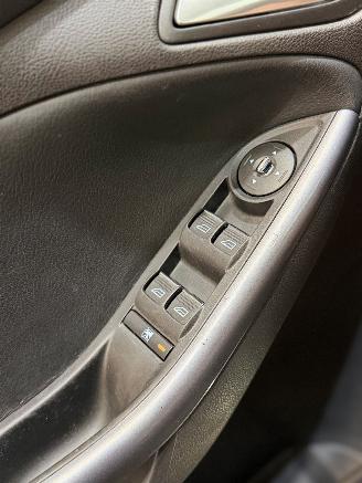 Ford Focus 1.6 EcoBoost Lease Titanium picture 15