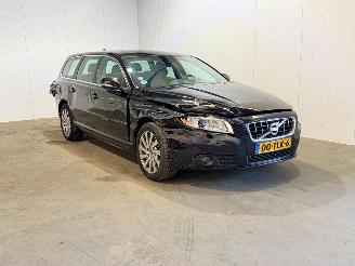 uszkodzony samochody osobowe Volvo V-70 1.6 T4 Limited Edition 2012/3