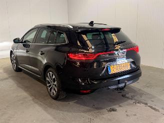 Vaurioauto  passenger cars Renault Mégane 1.3 TCe 140 Techno 2023/6