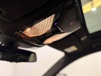 BMW 5-serie M550i xDrive High Executive picture 18