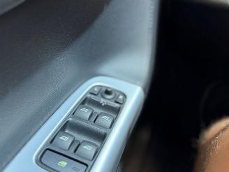 Volvo V-50 1.6 D2 S/S R-Design Pro Edition picture 21