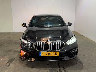 BMW 1-serie 118i High Executive picture 8