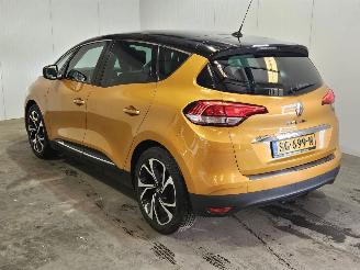 Schadeauto Renault Scenic 1.3 TCE 140 16V MPV  Benzine 1.332cc 103kW (140pk) FWD 2018/3