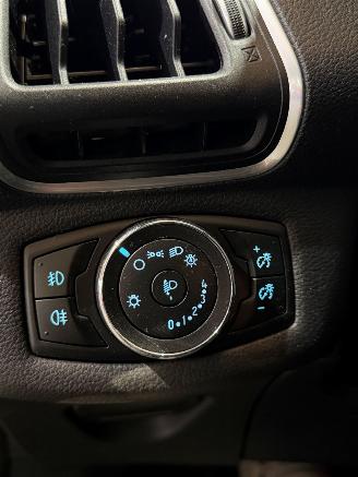 Ford B-Max 1.0 EcoBoost Titanium picture 14