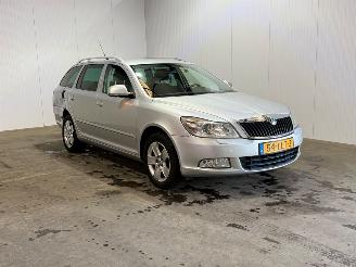 uszkodzony samochody osobowe Skoda Octavia 1.2 TSI Elegance Business Line 2010/5