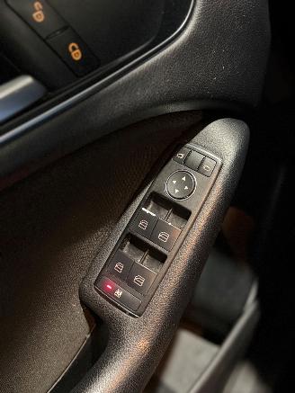 Mercedes B-klasse 180 Ambition picture 15