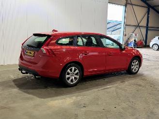 Volvo V-60 1.6 T3 Kinetic picture 3