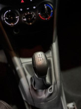 Peugeot 208 1.0 PureTech Access picture 13