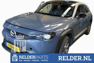Vrakbiler auto Mazda MX-30 MX-30, SUV, 2020 e-SkyActiv 145 2020/9